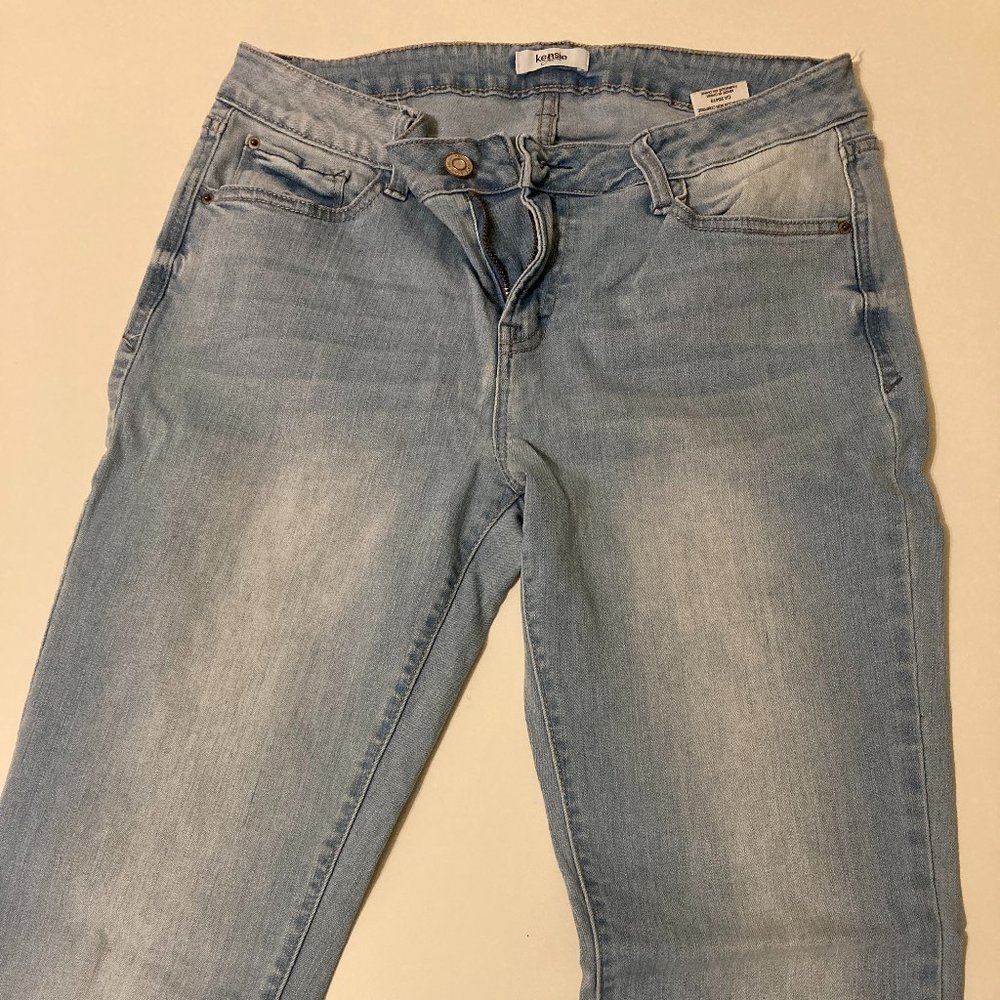Loved, Like New Women's Light Blue Kensie Jeans Size 8US/39EU